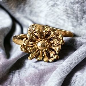 Vintage Emmons gold flower ring